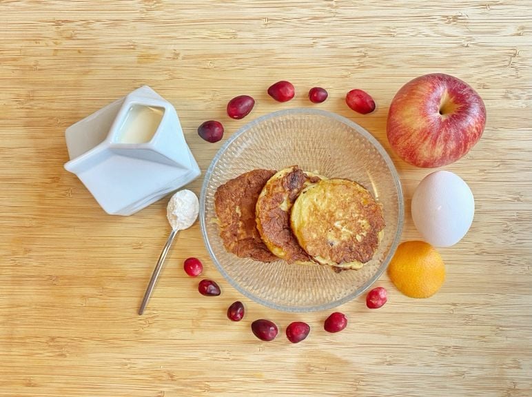 Apfel-Cranberry-Pancakes