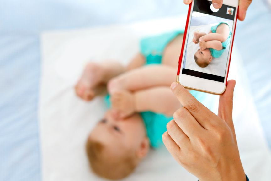 Baby wird fotografiert