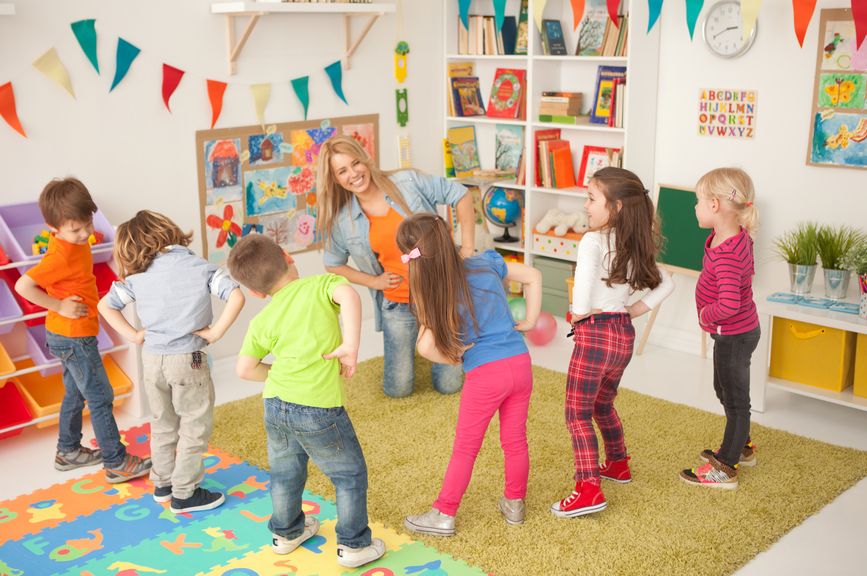  Kindergarten und Schule Illustration 