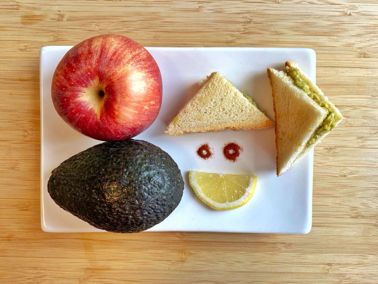 Avocado-Apfel-Sandwich