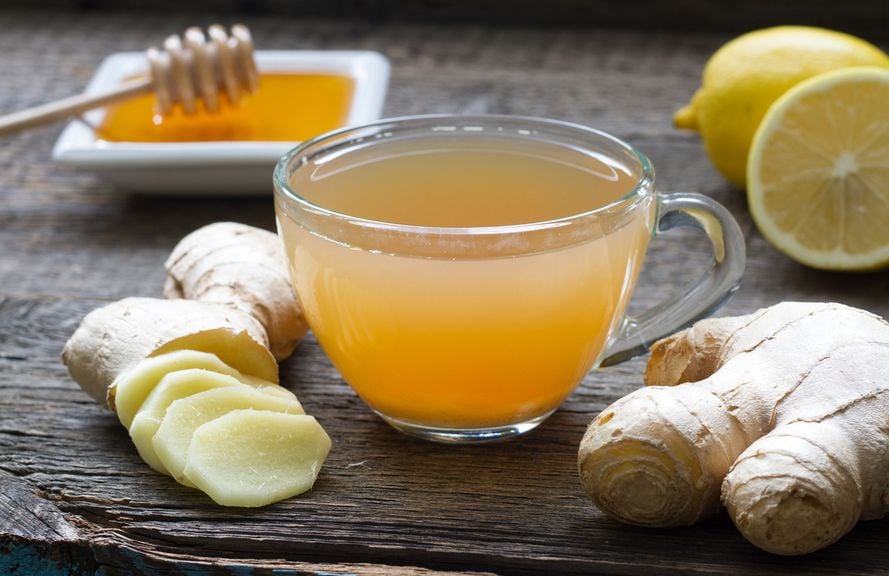 Tee mit Ingwer, Honig und Zitrone