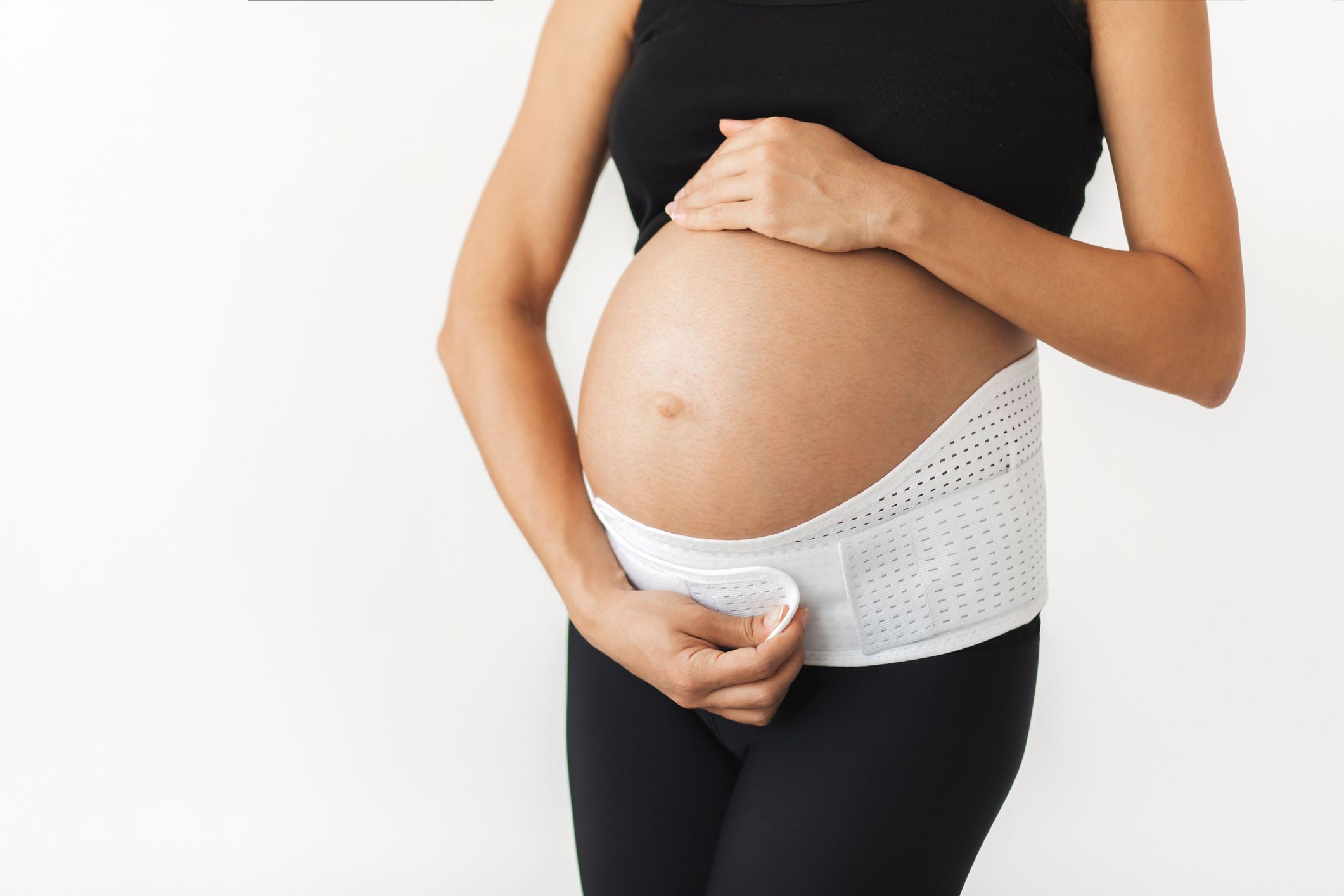 Bauchgurt in der Schwangerschaft: Was bringt das?