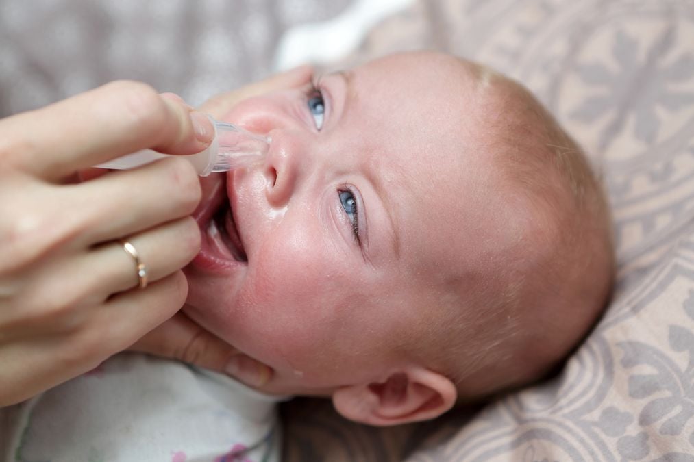 Schnupfen und Erkältung bei Babys Behandlung swissmom